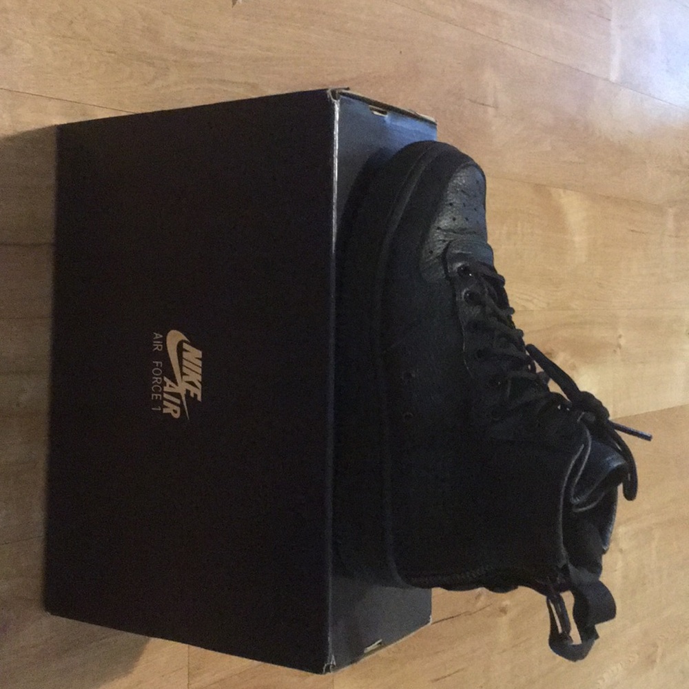 Black high top Nike Air Force 1s🔥